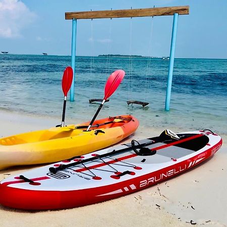 Shamar Guesthouse & Dive Maamigili Island ภายนอก รูปภาพ