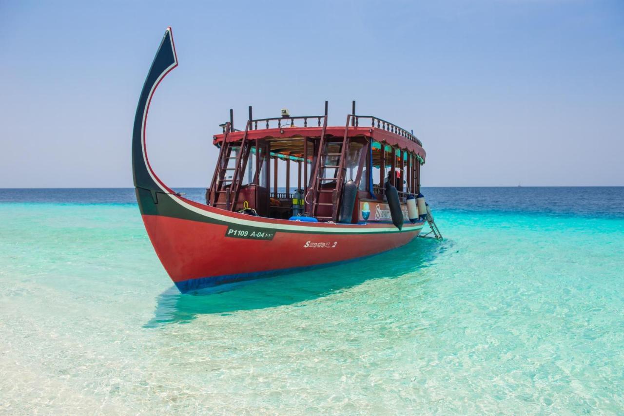 Shamar Guesthouse & Dive Maamigili Island ภายนอก รูปภาพ