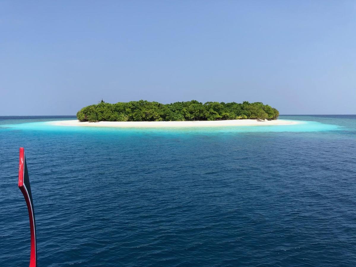 Shamar Guesthouse & Dive Maamigili Island ภายนอก รูปภาพ