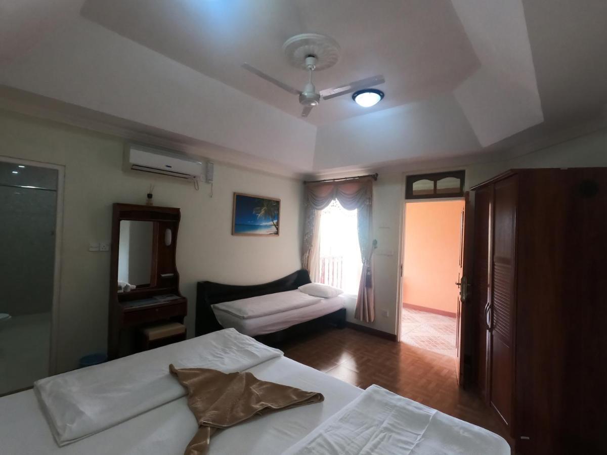Shamar Guesthouse & Dive Maamigili Island ภายนอก รูปภาพ