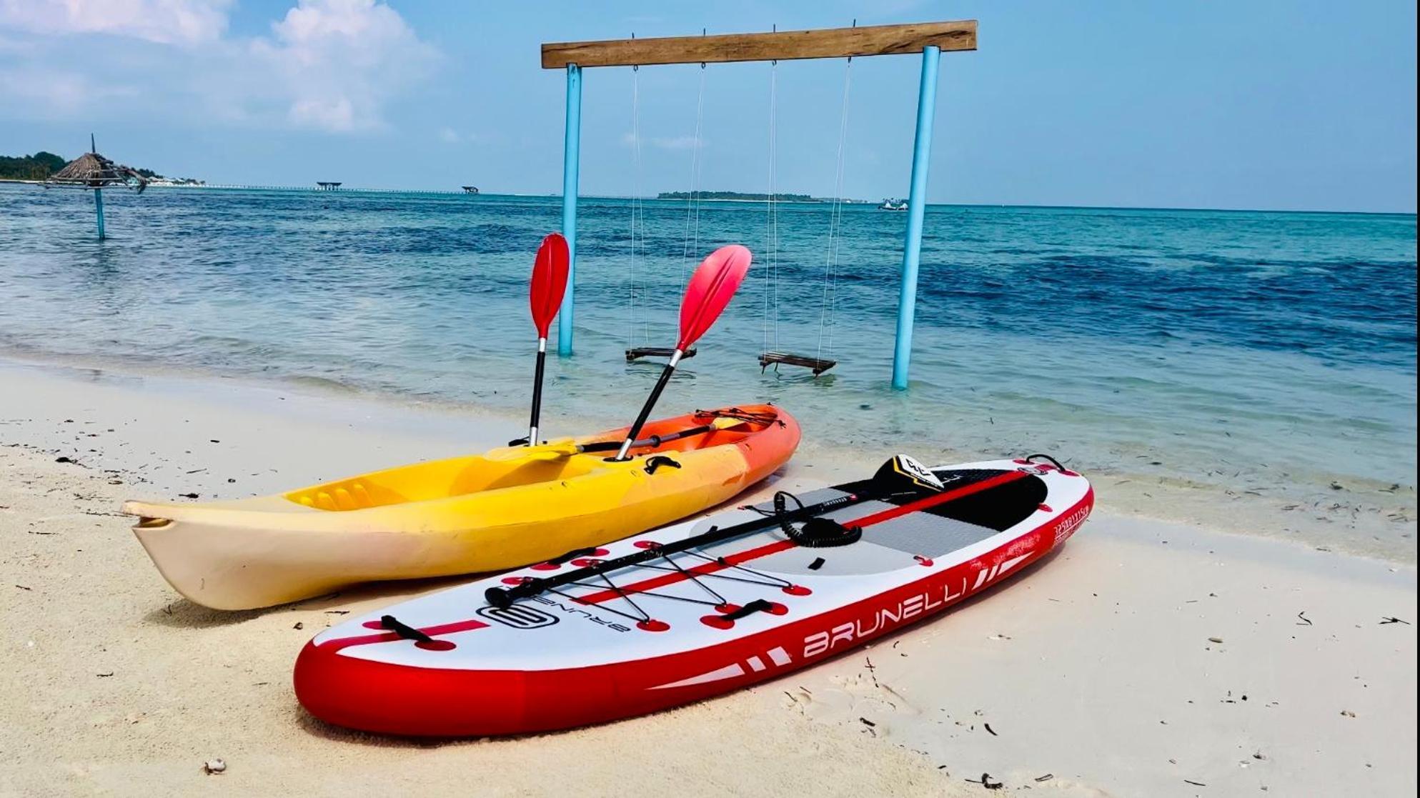 Shamar Guesthouse & Dive Maamigili Island ภายนอก รูปภาพ