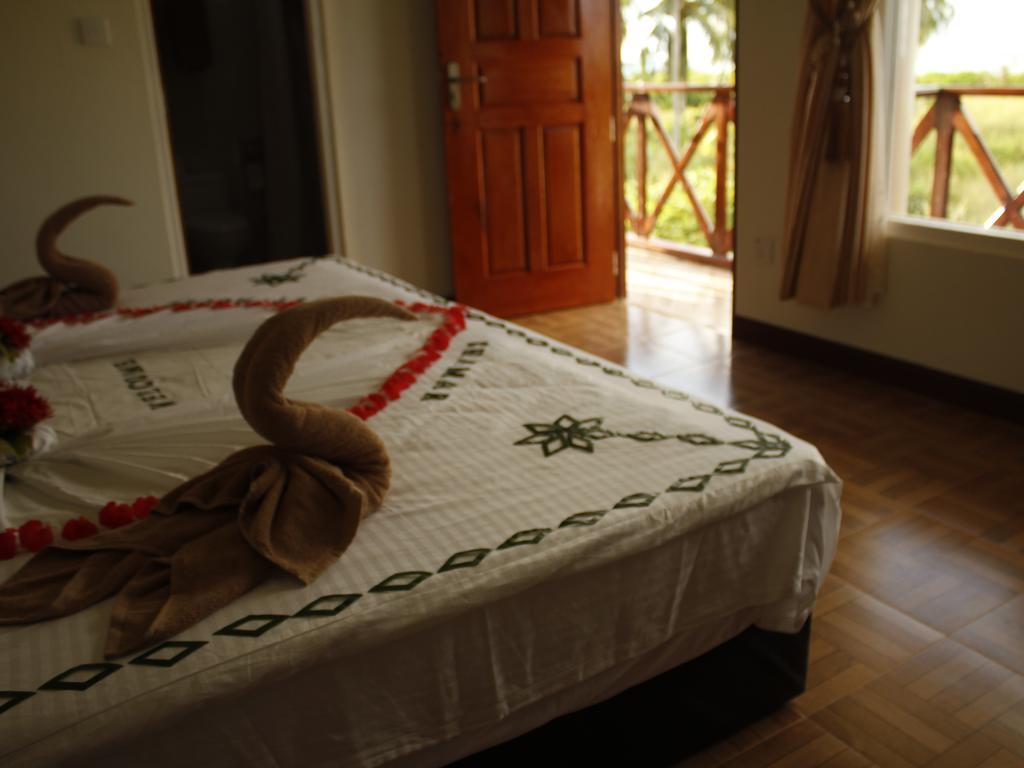 Shamar Guesthouse & Dive Maamigili Island ภายนอก รูปภาพ